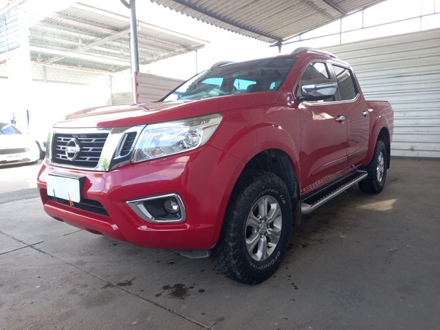 NISSAN FRONTIER 2.3 LE CD AT 4X4 ANO 2017/2018 NISSAN FRONTIER 2.3 LE CD AT 4X4 ANO 2017/2018