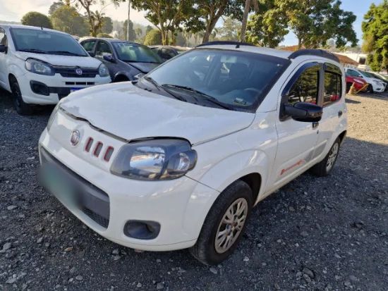 Fiat Uno VIVACE 1.0 ANO 2013/2014 Fiat Uno VIVACE 1.0 ANO 2013/2014